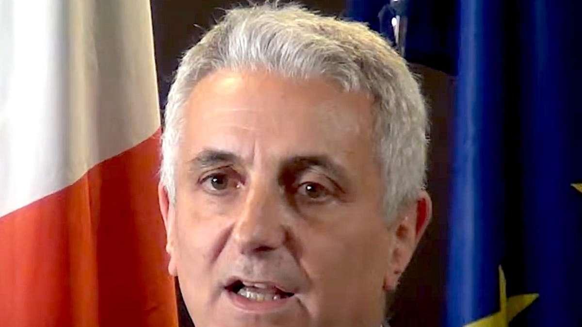 On. Quagliariello: "Rifletteremo su iniziative parlamentari per lo striscione dei veronesi"
