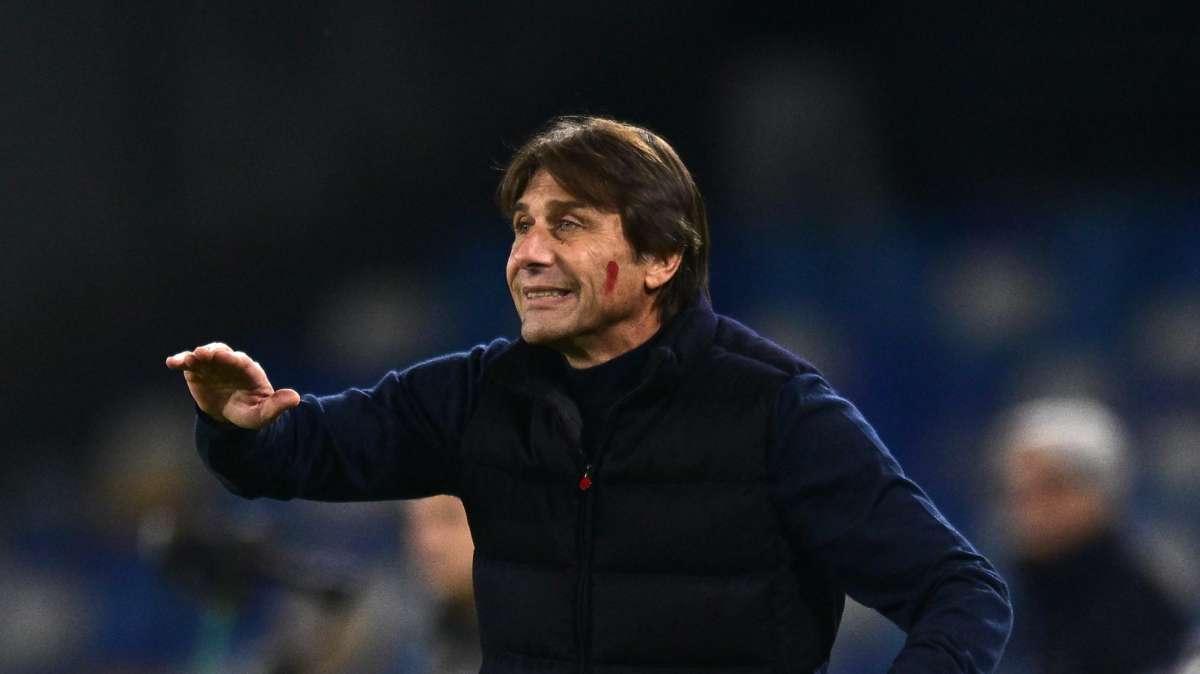 Sky - Torino-Napoli, ultime di formazione: niente turnover, Conte ancora con i titolarissimi