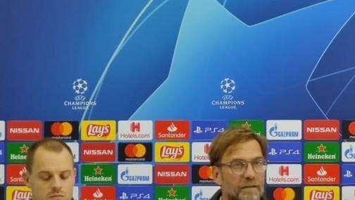 RILEGGI LIVE - Klopp: "Che bello il Napoli e  s'è rinforzato. Ma non siamo quelli dell'anno scorso", Henderson: "Qui è sempre dura..."