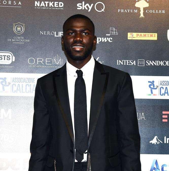Galà del calcio, premiati i migliori difensori: c'è anche Koulibaly!