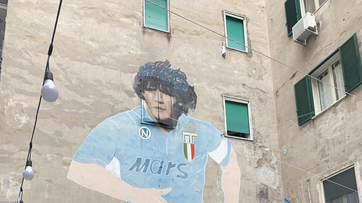 Largo Maradona, comunicato social: “Murales chiuso per protesta, chiediamo aiuto alle istituzioni" 