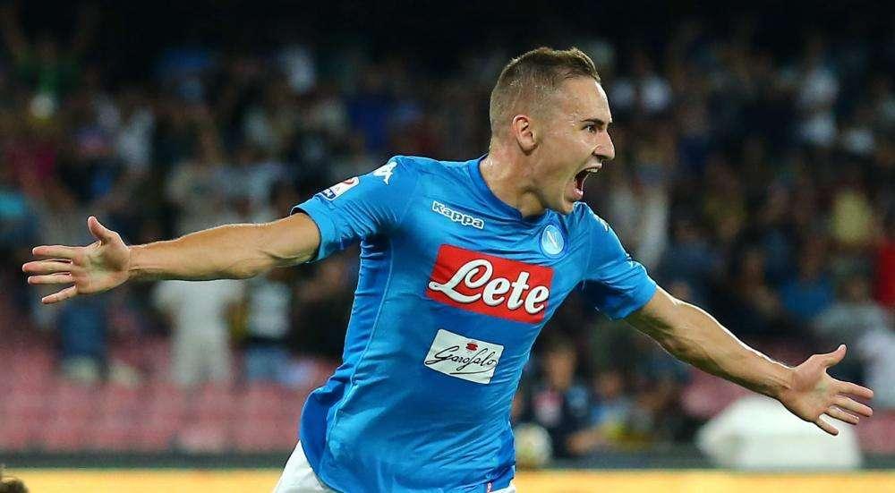 Sky - Non solo Fiorentina: anche il Genoa s'è inserito per Rog