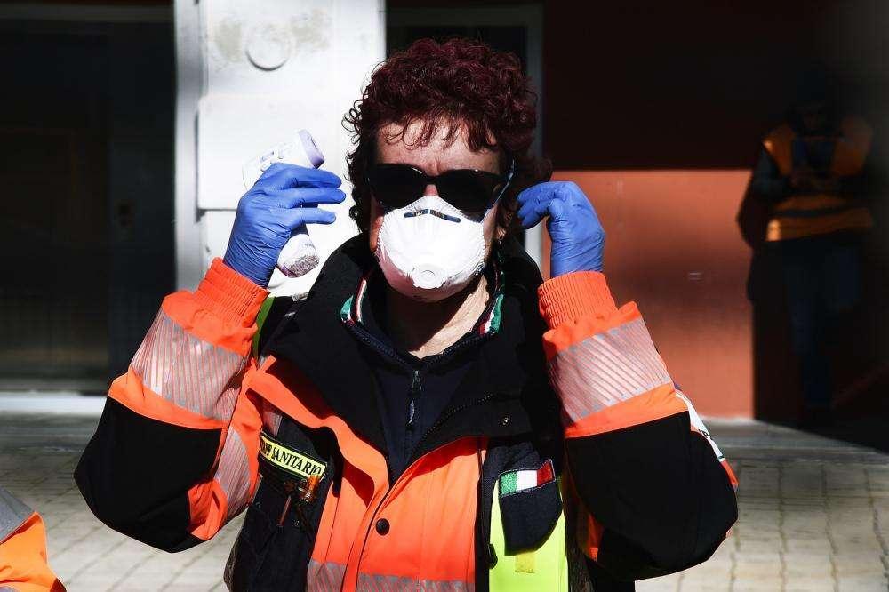 Coronavirus, i risultati choc di uno studio in Finlandia: "Resta nell'aria più di quanto si pensasse"