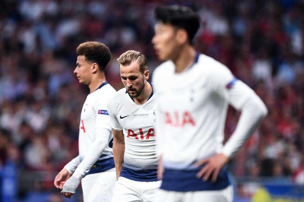 Ripresa Premier League: necessari test e tamponi per tutti prima di tornare in campo