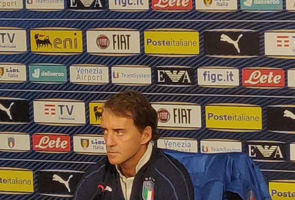 Italia, Mancini: "Insigne non vive momento felice, ma l'importante è che giochi"