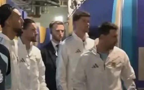 Argentina, scoppia il caso Lautaro: un filmato con Messi nello spogliatoio alimenta il giallo