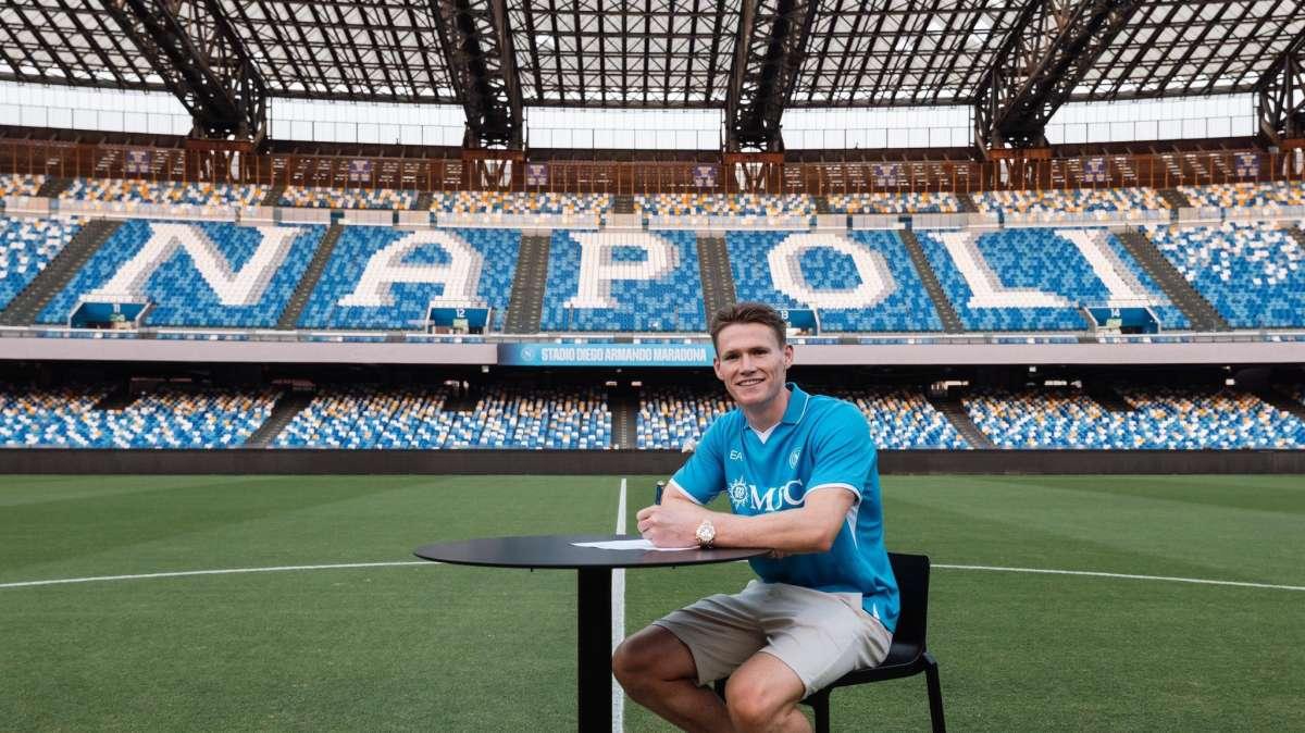 "Pronto allo scontro!", il Napoli presenta Scott McTominay come un guerriero 