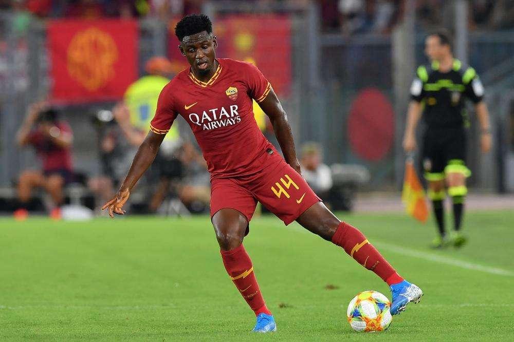 Roma, piovono infortuni al ginocchio: esce dolorante Diawara