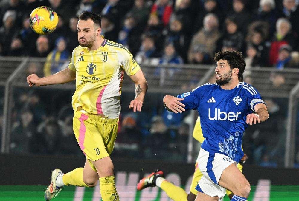 Juventus, Gatti replica a Fabregas: "Se quello è rigore, smettiamo di giocare"