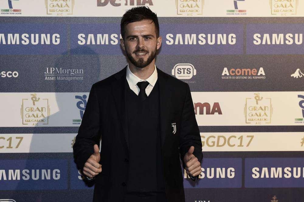 Gran Galà del calcio, Pjanic: "Rispettiamo molto il Napoli, loro stanno bene. San Paolo? Spero sia pieno..."