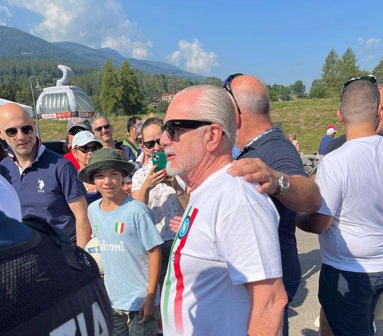 VIDEO - Tuttofare ADL: il presidente smaltisce la fila a Carciato e accontenta i tifosi