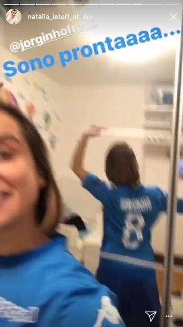 FOTOGALLERY - L'emozione di Lady Jorginho per la prima con l'Italia: "Sono pronta, che emozione!"