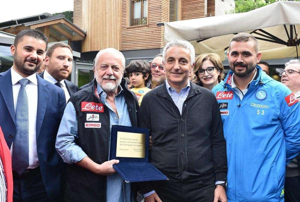 FOTO - Il Club Napoli Parlamento fa visita agli azzurri a Dimaro, incontro con ADL