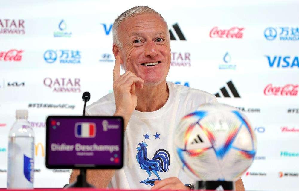 Francia, l'annuncio di Deschamps: "Sarà Giroud a sostituire Benzema"