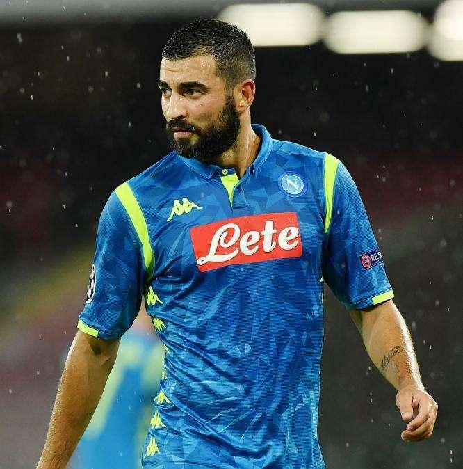 Albiol a Sky: "Neymar e Mbappé sono i due più forti al mondo! Cavani? Per noi cambia poco..."