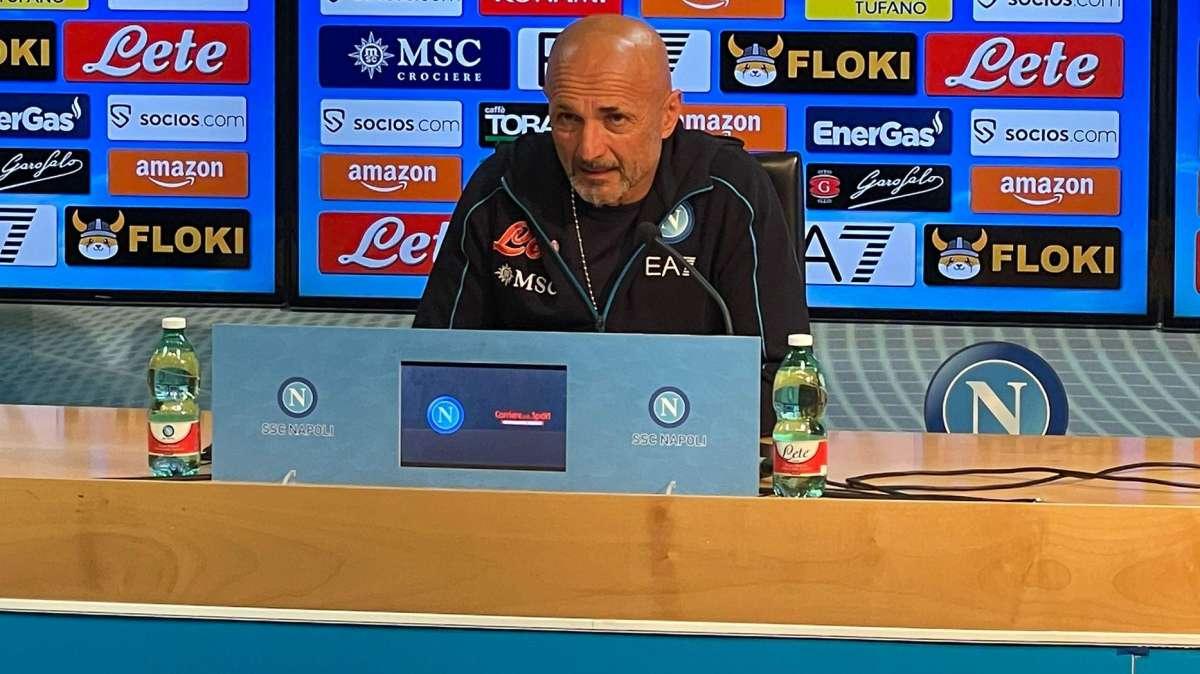RILEGGI LIVE - Spalletti: "Ghoulam capitano, Insigne out. Alcuni a fine ciclo, ci rinnoveremo. Abbiamo 3-4 nomi per ogni ruolo. Koulibaly? Incedibile! Su Dries e Ospina..."