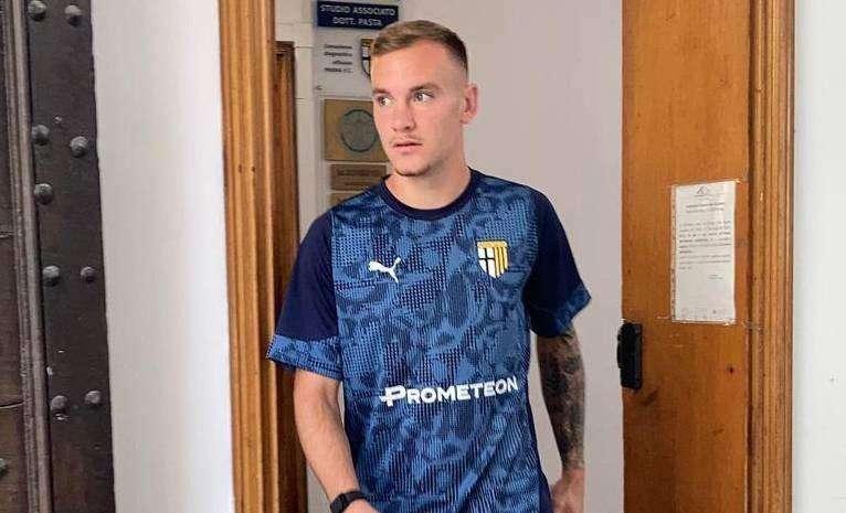 Parma, tegola Frigan! Il nuovo attaccante si rompe il crociato in allenamento