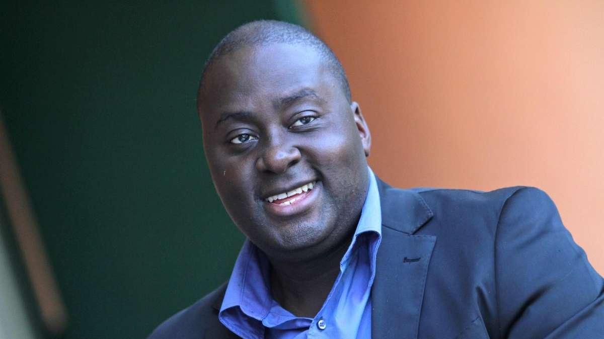 Mpasinkatu presenta Anguissa: “E’ un centrocampista simile a Kanté. Lo vedrei bene al Napoli”