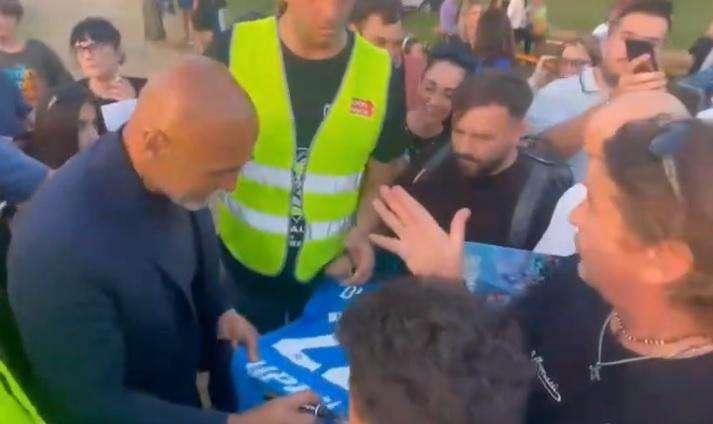 FOTO - Spalletti festeggiato nella sua Certaldo: presenti tanti tifosi azzurri