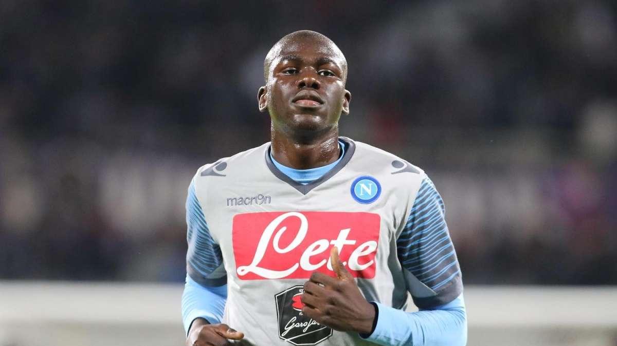 Koulibaly diffidato, può saltare Cesena in vista della Juve. Mesto scalda i motori 