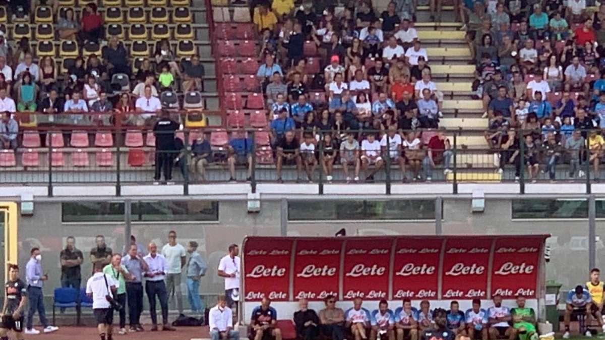 FOTO - C'è anche ADL allo stadio: il presidente segue la gara in panchina