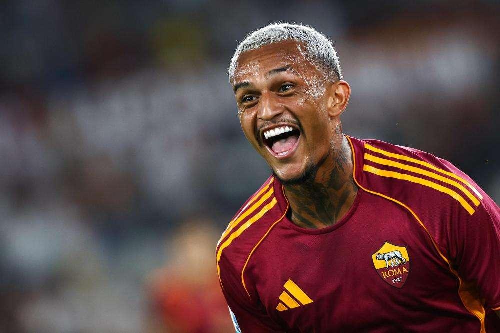 Roma, niente lesioni per Wesley: solo affaticamento alla coscia