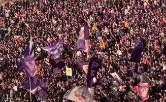 VIDEO - "Ma come fate senza reddito?", il coro discriminatorio della Fiesole che inchioda i viola