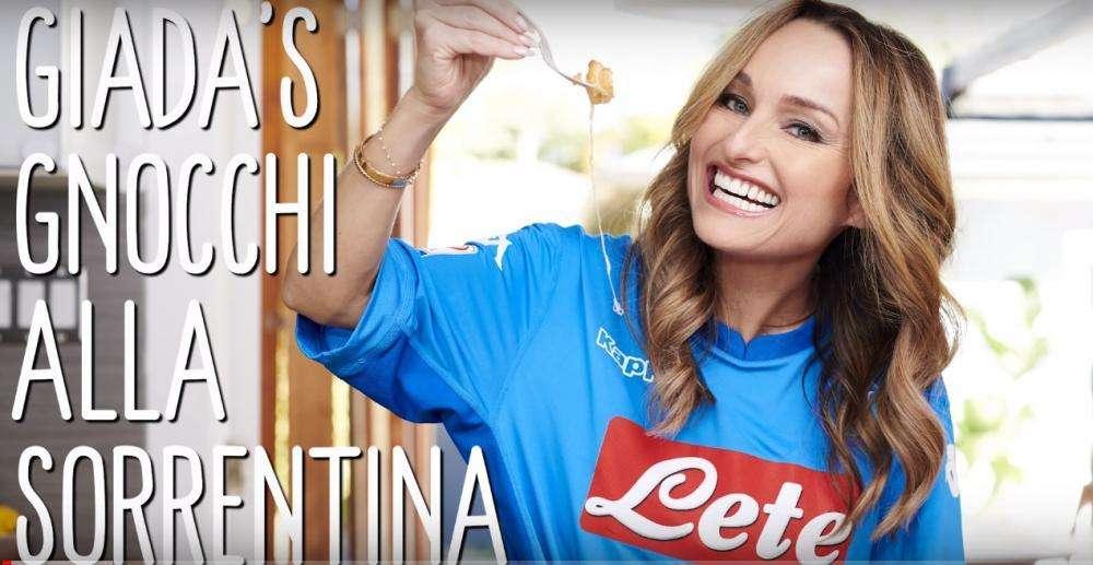 VIDEO - Giada De Laurentiis e le 'ricette azzurre': si parte con gli gnocchi alla sorrentina