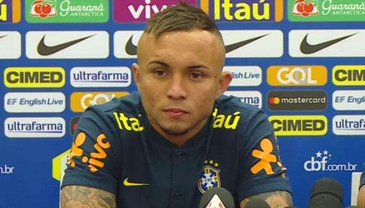 L'ex azzurro Cruz: "Everton potrebbe sostituire Callejon, non avrebbe problemi in Serie A"