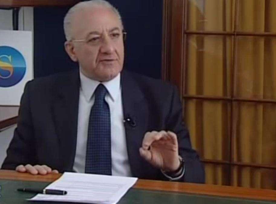 De Luca replica a Salvini: "Somaro geneticamente puro, domani gli risponderemo..."
