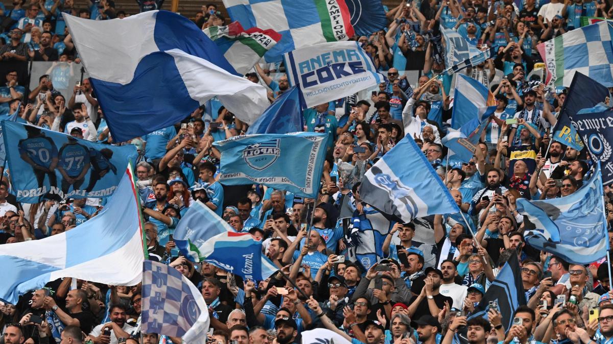 Festa della mamma, il Napoli sui social: "Esistono amori che non finiscono mai"