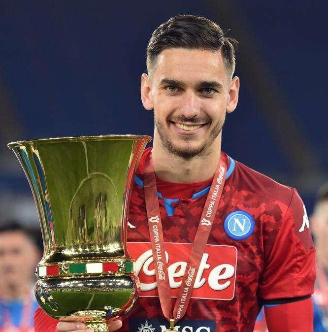 FOTO - Meret sui social: "Orgoglioso di far parte di questo grande gruppo!"