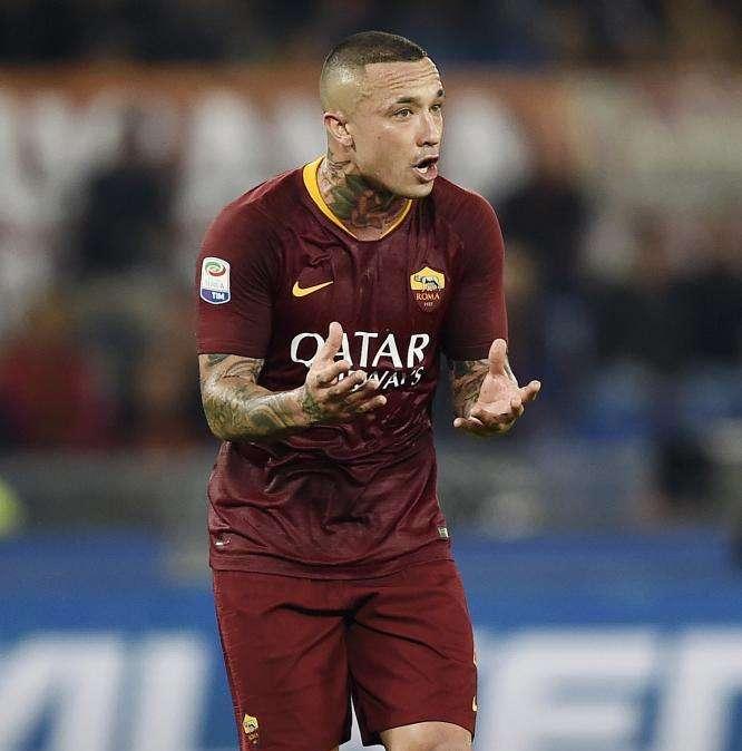 Nainggolan: "Calciatori gay? Si vergognano. Il calcio è noto per le belle donne”