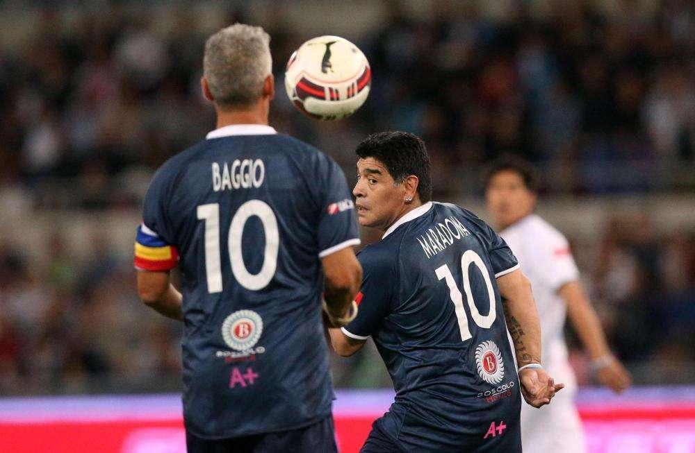 Baggio da brividi: “Diego ha dipinto calcio, lo ammireremo nei secoli come la Gioconda al Louvre"