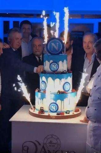 Villa D'Angelo, il responsabile: "Ancelotti e la squadra hanno cantato per un'ora. Menù approvato dal medico..."