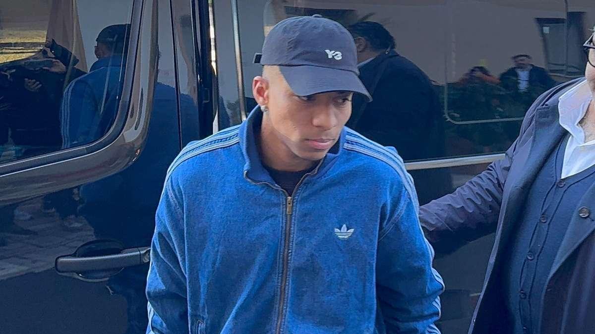 Alisson, l’ex tecnico: "Ogni volta che ha la palla può succedere qualcosa"