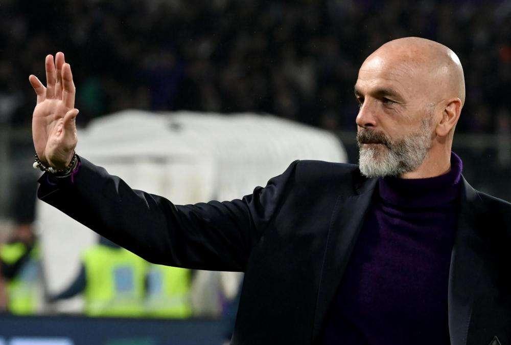 Fiorentina, Pioli: "Abbiamo provato ad essere aggressivi col Napoli, con la Juve a +11 si fa dura"