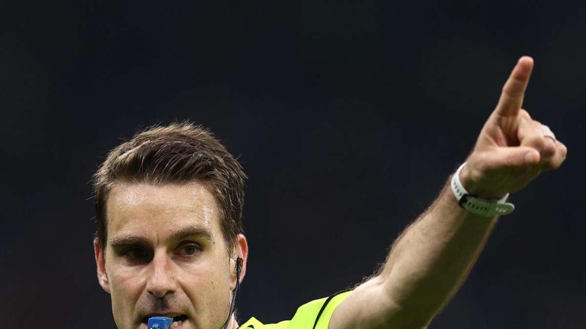 Il 4-0 oscura un arbitraggio indecente: non solo il rigore, ecco un altro episodio clamoroso