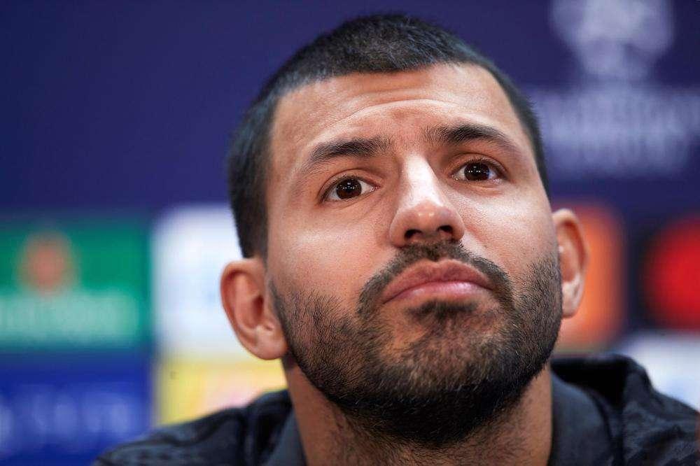 I giornalisti anticipano l'annuncio di Aguero: "Si ritirerà dal calcio"