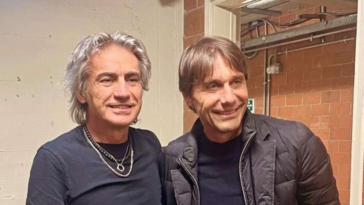 Conte si gode il giorno di riposo: l’allenatore del Napoli al concerto di Ligabue a Torino
