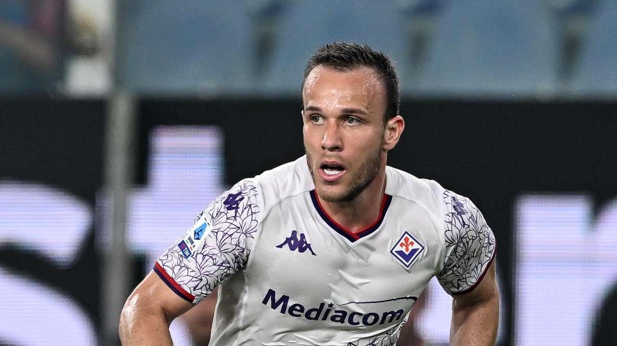 Sky - Gilmour sfumato! Arthur-Napoli, manca accordo con la Juve sull’ingaggio: le ultime