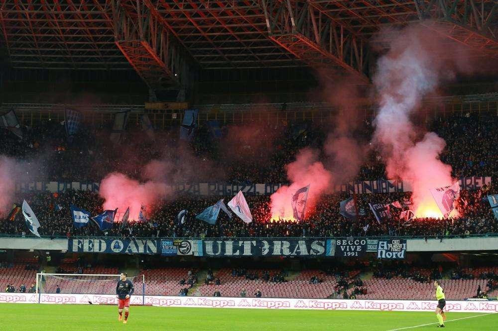Kiss Kiss - Napoli-Chievo, da lunedì biglietti a prezzi popolari: l'obiettivo è creare la bolgia