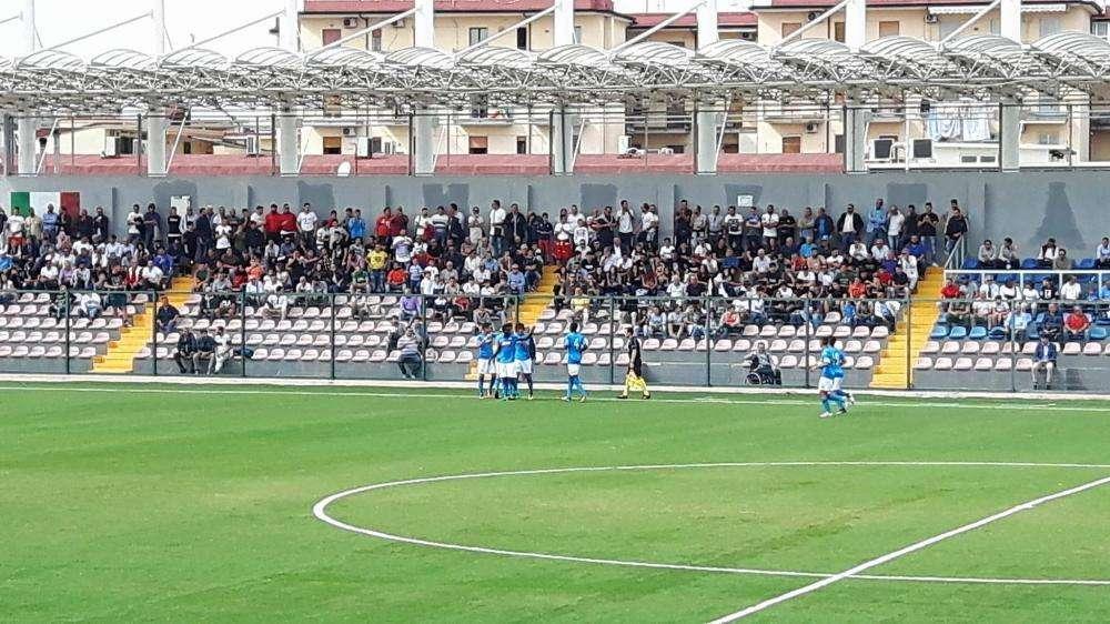 Youth League, il Napoli passa al 16' sul Feyenoord: magia del gioiellino Gaetano direttamente su angolo!