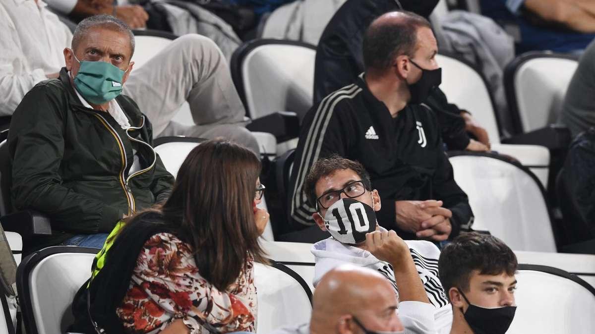 Rtl, Giuliani: “Giocare Juve-Napoli è ridicolo, il protocollo non regge”