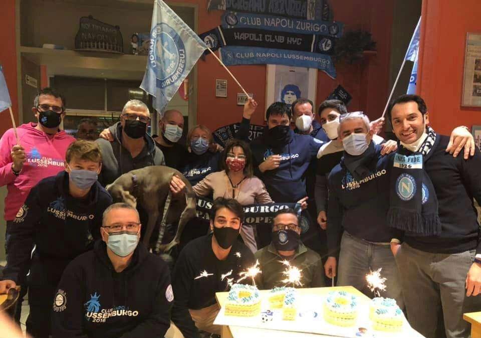 FOTO - Il Club Napoli Lussemburgo compie 5 anni: la torta dedicata a Diego