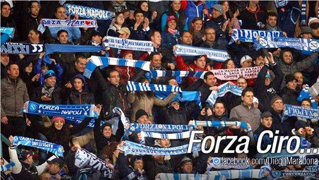 FOTO - Maradona non dimentica: "Io difendo Napoli. Forza Ciro!"