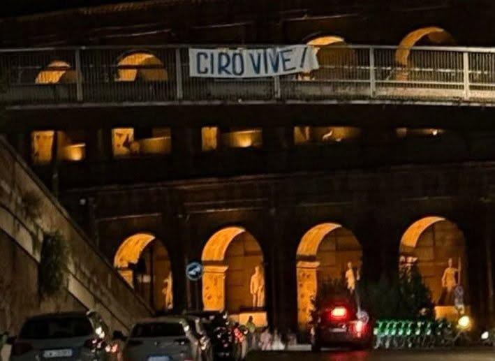 12 anni senza Ciro Esposito: striscione all'esterno del Colosseo