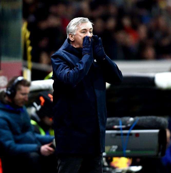 Sky - Mertens provato a lungo, ma partirà dalla panchina: Ancelotti ha scelto la coppia d'attacco