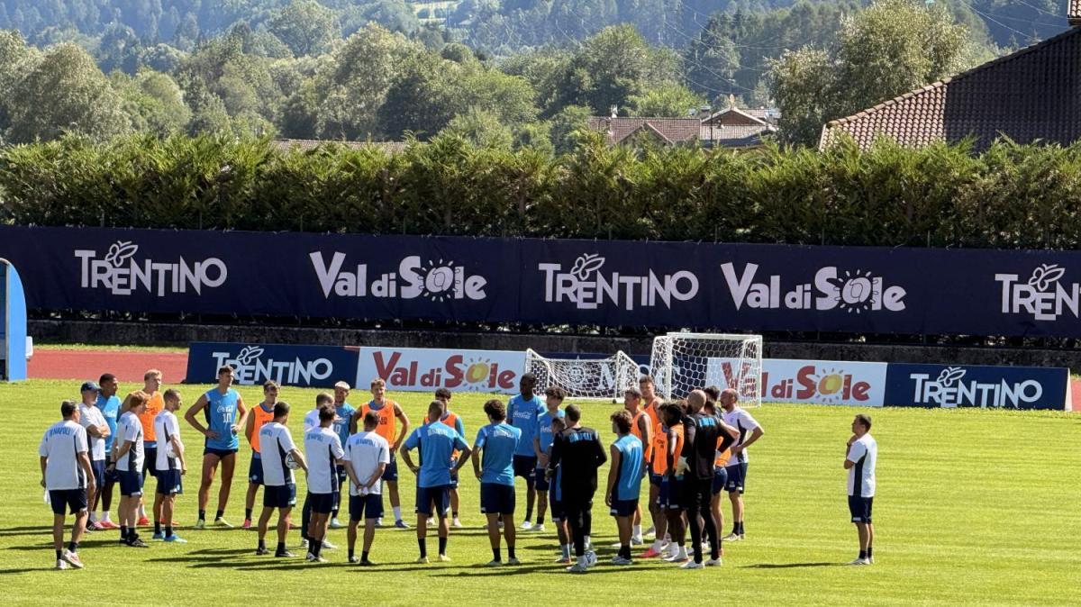 Dimaro 2026 day 6, seduta mattutina: Allegri recupera dall'influenza, attacco vs. difesa e piazzati: out Hasa! Si rivede Gilmour