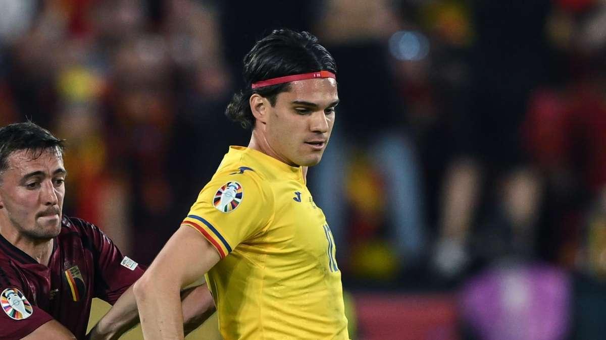 Romania-Olanda, le formazioni ufficiali: Hagi dal 1'. Bergwijn nel tridente